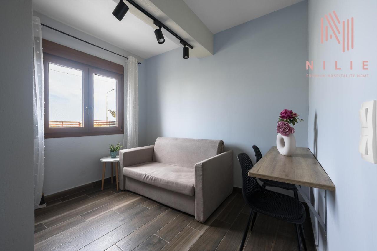 Ultima Summer Residence, Nilie Hospitality Mgmt 아피토스 외부 사진